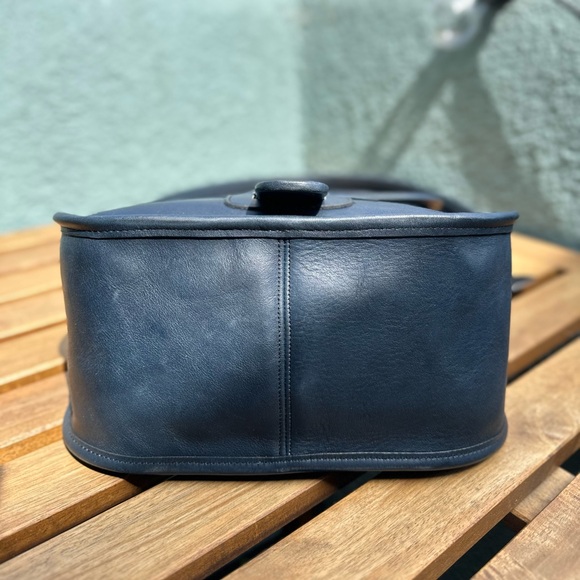 RARE VINTAGE COACH COURIER BAG! - Picture 7 of 13